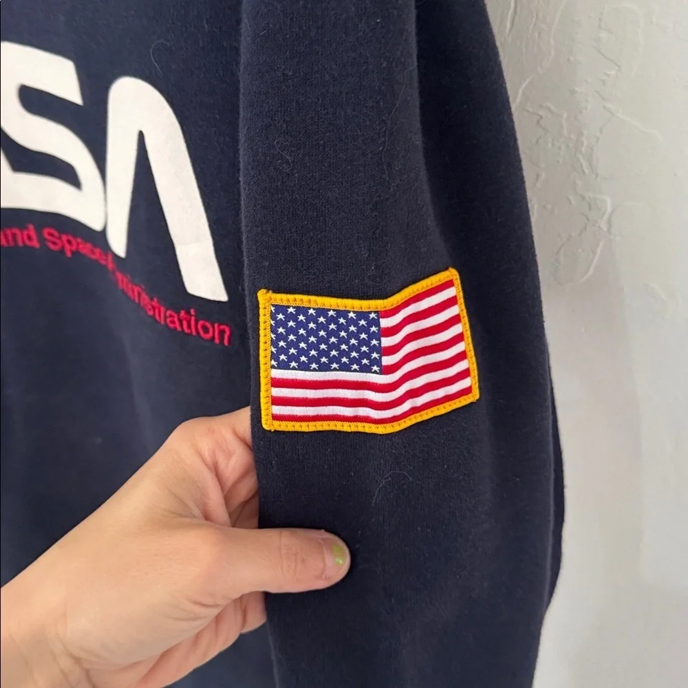 H&M Men’s Small NASA Navy Blue Crewneck Pullover Hoodie
